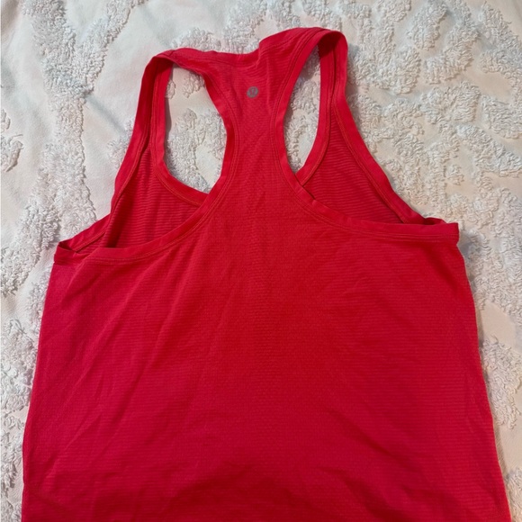 Lululemon Swiftly Tech Racerback Flare Red - Picture 3 of 3
